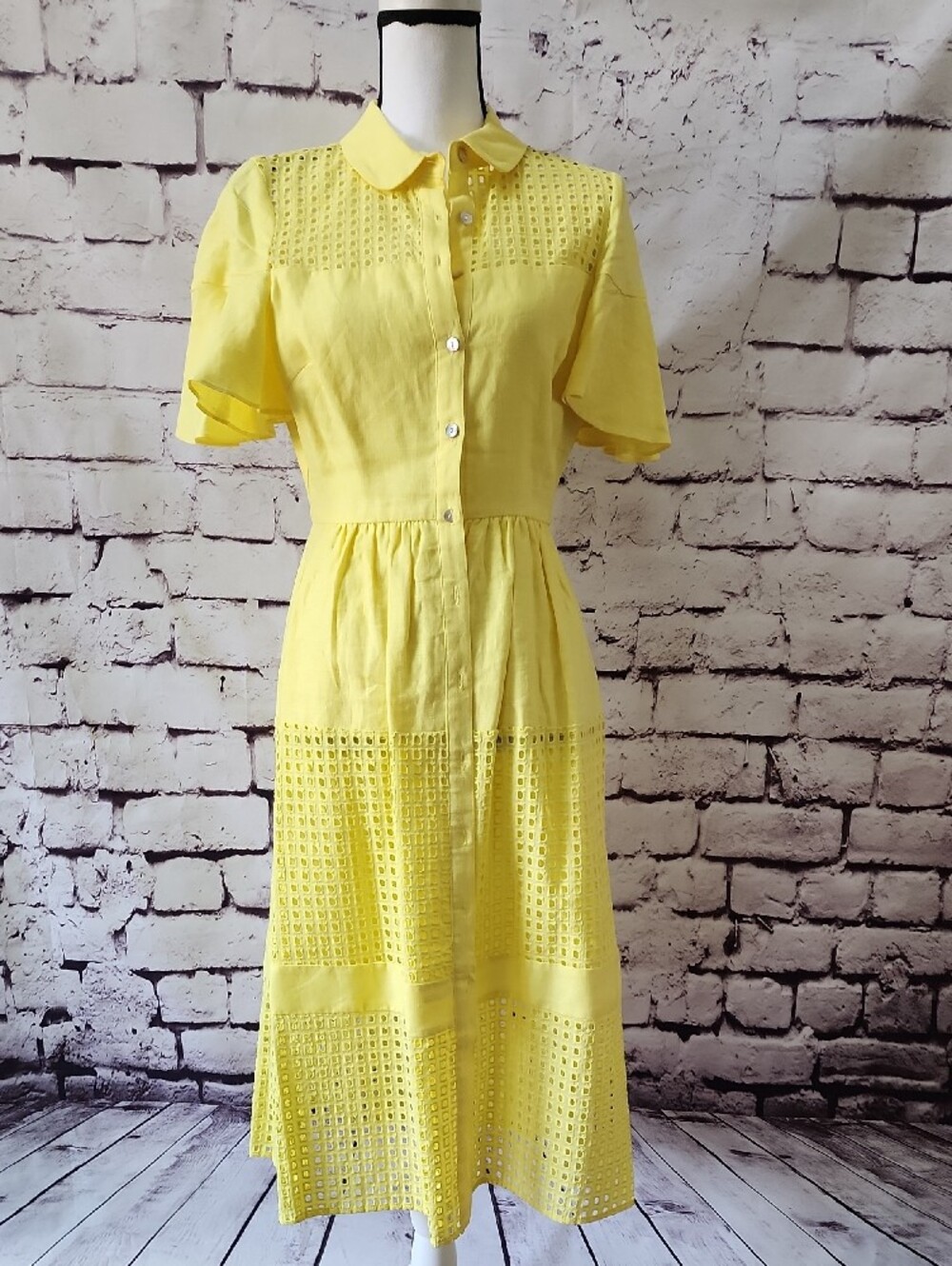 Bagdley Mischka Belle - Yellow Eyelet Button-Front Women's Dress - Sz 4 - NWOT